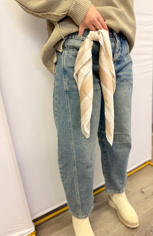 Everyday Barrel Jeans